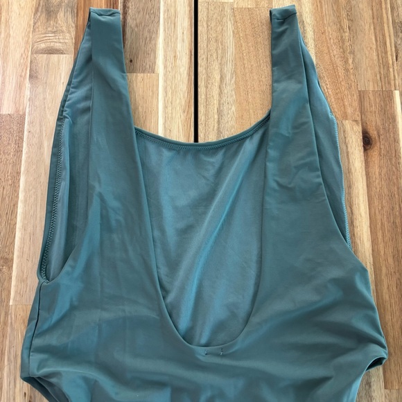 Aerie Super Scoop Cheeky One Piece - Picture 6 of 8